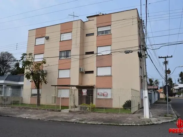 Imagem: O apartamento possui 3 Dormitórios, 2 Banheiros, 1 Vaga na