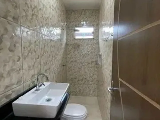 Imagem 6: Casa Grande e Espaçosa Reformada para Venda