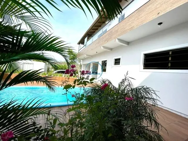 Imagem: Ampla Casa com 03 Dormitórios na Ponta