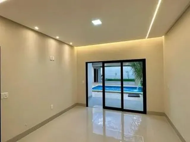 Imagem 3: Casa para Venda com 3 Quartos em Batel - Curitiba - Pr