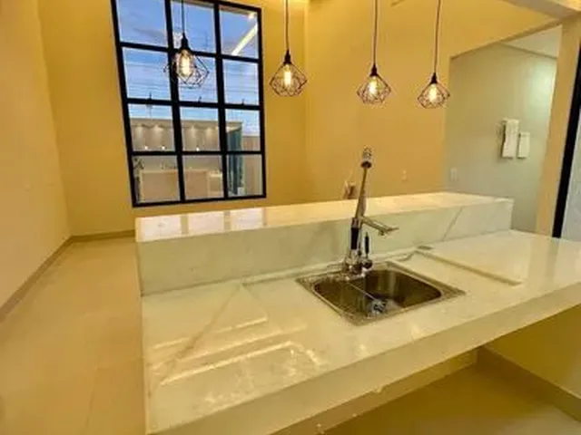Imagem 5: Casa para Venda com 3 Quartos em Batel - Curitiba - Pr