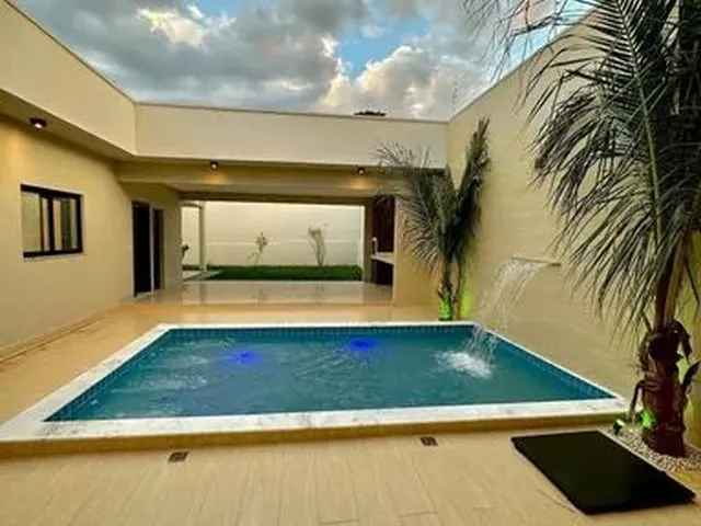 Imagem 2: Casa para Venda com 3 Quartos em Batel - Curitiba - Pr