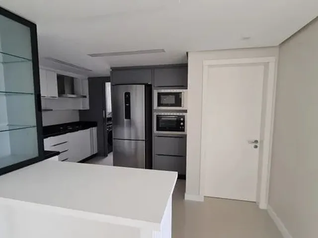 Imagem 2: Lindo Apartamento com 3 Dormitórios, Semimobiliado, Sacada, 3 Vagas, Puerto Madero