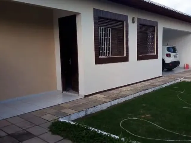 Imagem 4: Casa com Piscina e 3 Suítes em Capim Macio