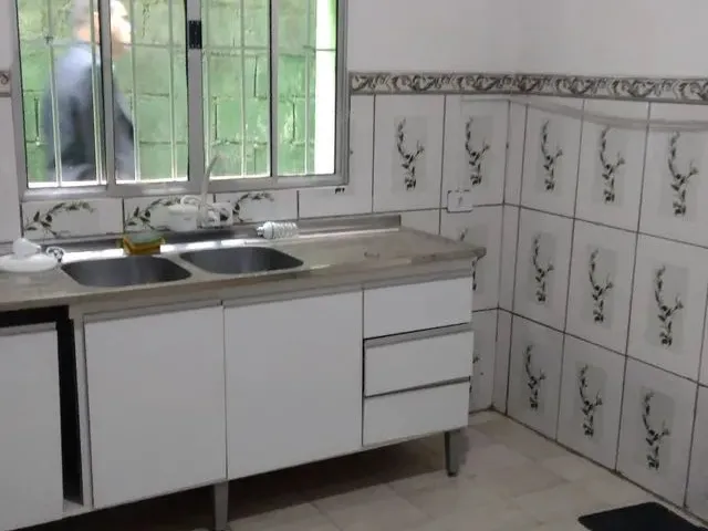Imagem: Aluga Se Casa Individual com Garagem no