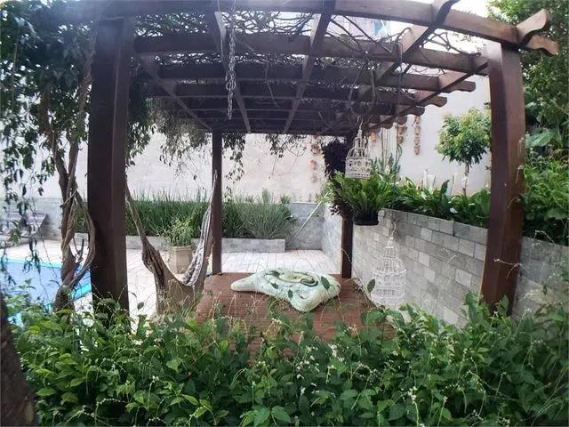 Imagem 2: Sobrado Região Central -Cascavel-Pr