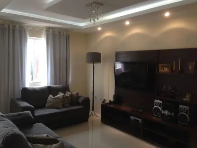 Imagem 4: Casa Duplex, 3/4, Sendo 1 St, com Armários e Piscina