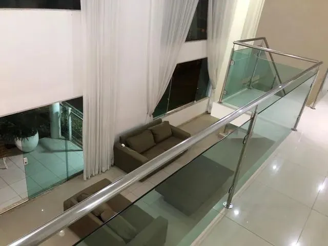 Imagem 1: Casa em Condomínio com 4 Quartos 4 Suítes Mobiliada Lauro de Freitas