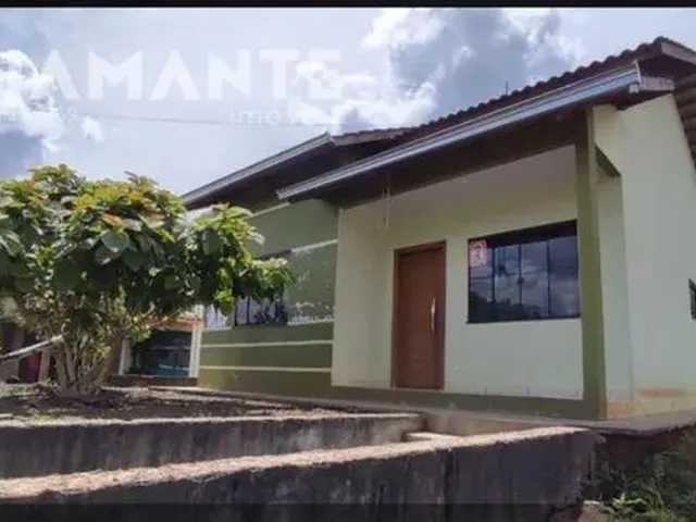 Imagem: Alugo Casa com 02 Quartos (Uma Suíte) Bairro