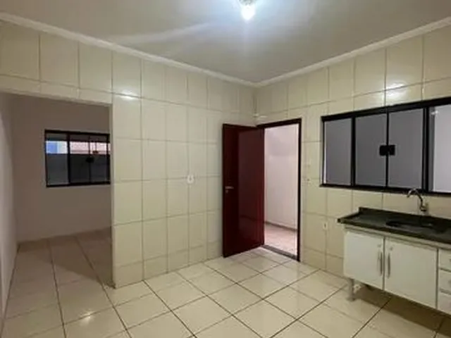 Imagem 1: Térrea para Aluguel Tem 110 Metros Quadrados com 3 Quartos em Centro - Pouso Alegre - Mg