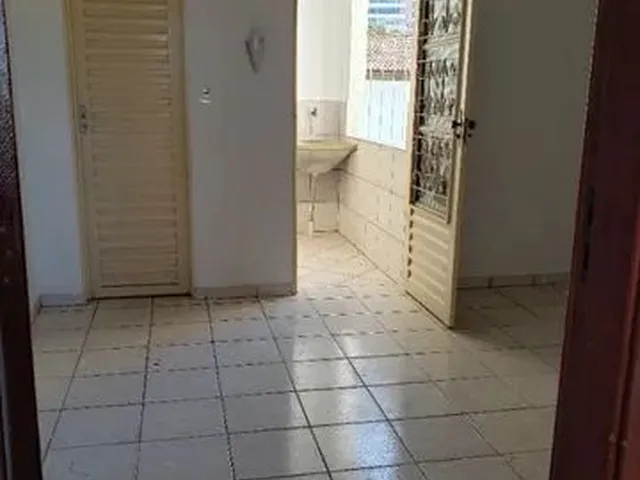 Imagem 3: Kitinet Ótima Localização, a 800M da Praça Universitária
