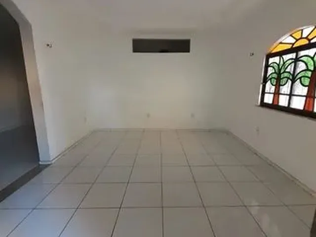 Imagem 5: Alugo Ótima Casa na Av H. 650