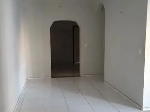 Imagem 4: Alugo Ótima Casa na Av H. 650