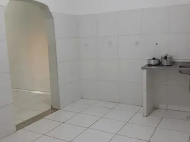 Imagem 12: Alugo Ótima Casa na Av H. 650