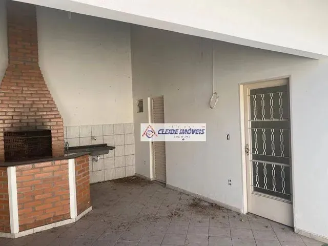 Imagem 6: Casa com 3 Dormitórios À Venda, 241 M² por R$ 460.000 - Jardim das Palmeiras
