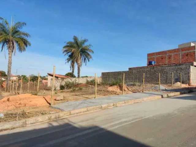 Imagem: Lote 160 M2 - Bairro Vila Nova - Área Nobre
