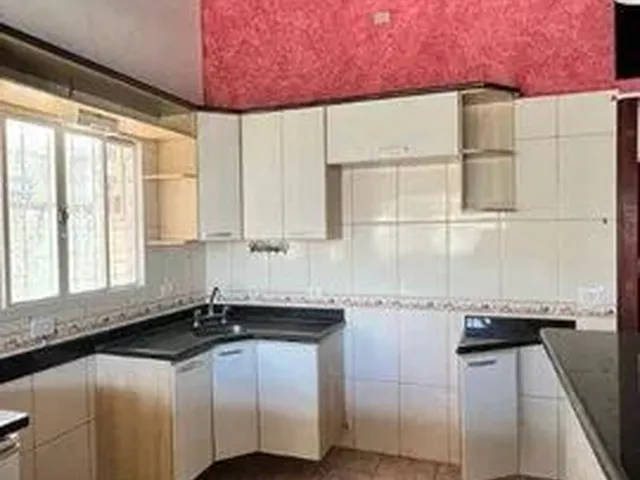 Imagem 3: C-Ca1014 Jardim Botânico / Linda Casa 4 Quartos