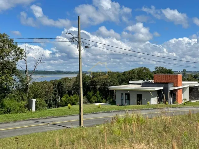 Imagem: 5020M² de Área Total na Rua Hugo Venske