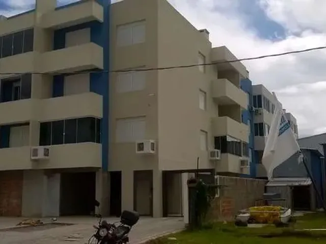 Imagem: O apartamento possui 3 Dormitórios, 1 Suíte, 1 Banheiro,