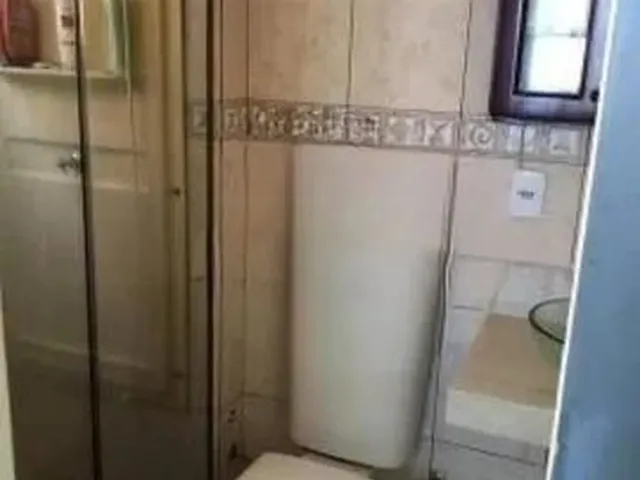 Imagem: O apartamento possui 3 Dormitórios, 1 Suíte, 2 Banheiros,