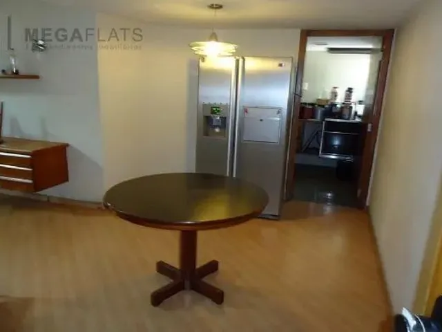 Imagem: Flat Duplex com 02 Quartos para Locação