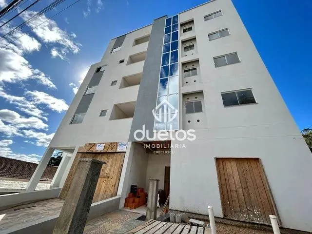Imagem: Apartamento com 2 Dormitórios À Venda