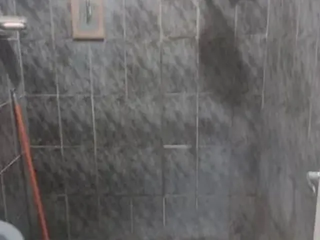 Imagem 2: Casa com 3 Barracão e Terraço a Venda
