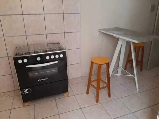 Imagem 12: Aluga-Se Apartamento de Um Quarto Semi Mobiliado