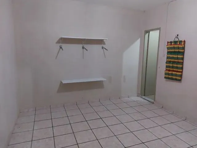 Imagem 14: Aluga-Se Apartamento de Um Quarto Semi Mobiliado