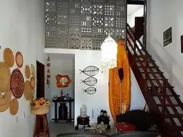 Imagem: Casa com 4 Dormitórios À Venda, 200 M²
