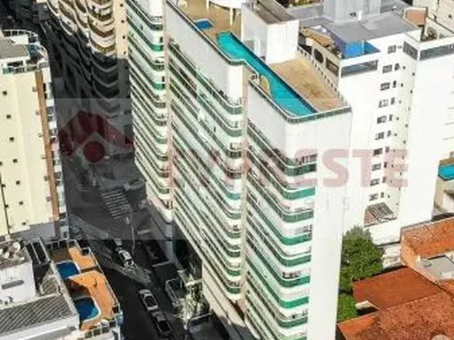 Imagem: Apartamento com 3 Quartos À Venda, 135M