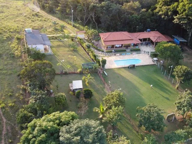 Imagem: Lindo Sítio em Ótima Localização