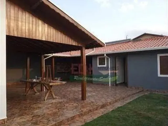 Imagem: Casa com 3 Dormitórios À Venda por R$