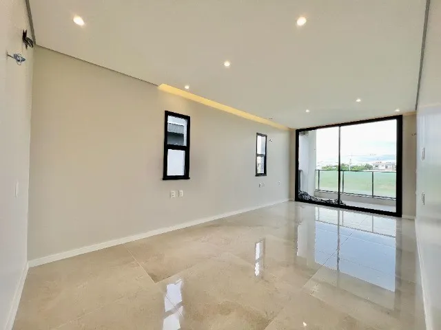 Imagem 13: Casa na Cidade Alpha, com 5 Suítes, Eusébio