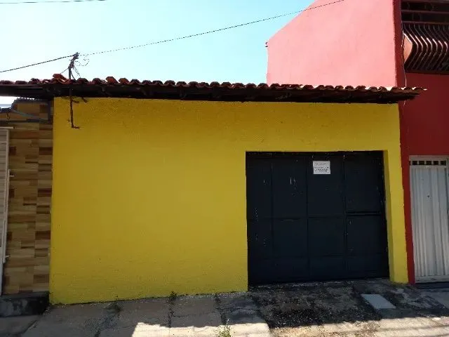 Imagem: Uma Casa Residencial / Comercial