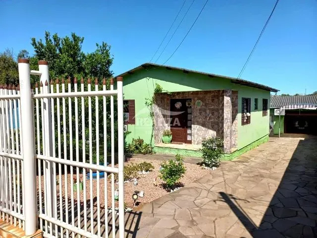 Imagem: Casa À Venda, 3 Quartos, 2 Vagas, São