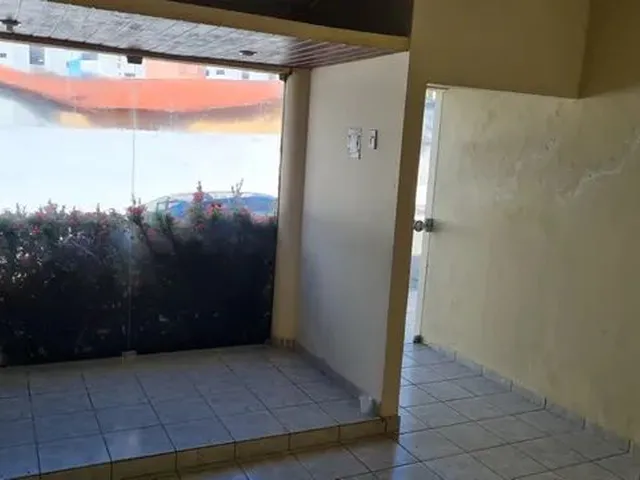 Imagem 12: Casa para Vender com 4 Quartos, 2 Suites, em Candelária em Natal Rn, Lado da Sombra