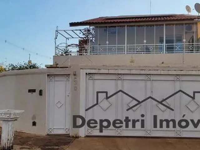 Imagem: Lindo Sobrado na Cidade de Luis Antônio