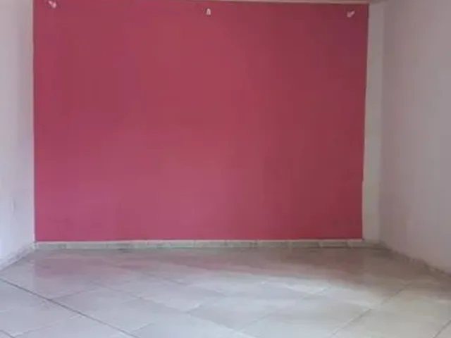 Imagem 5: Casa no Coqueiro, 2 Quartos R$: 1.500,00