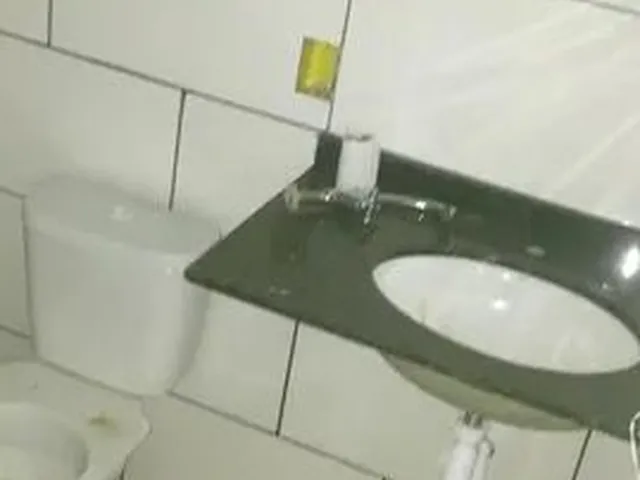 Imagem: O apartamento possui 2 Dormitórios, 1 Banheiro e está