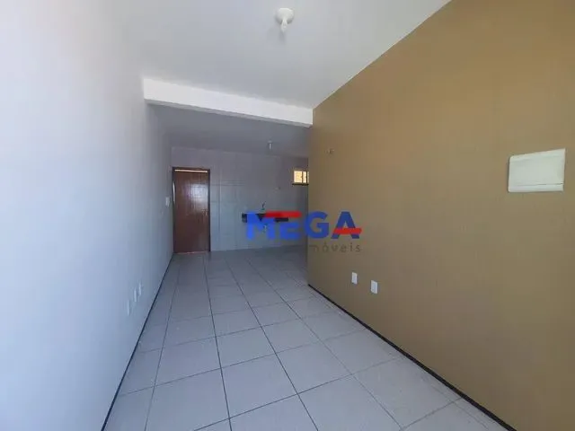 Imagem 8: Apartamento com 2 Quartos no Montese - Fortaleza/Ce