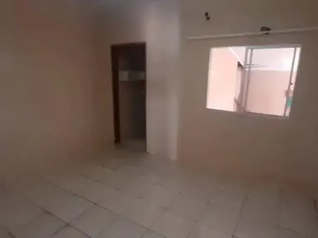Imagem 9: Casa com Piscina. Coophavilla 2, com 3 Quartos, Suíte, Quintal e Varanda