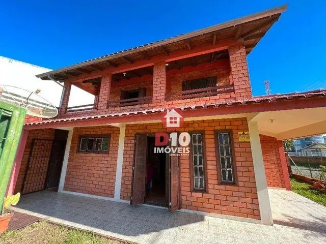Imagem: Casa com 4 Dormitórios À Venda, 200 M²
