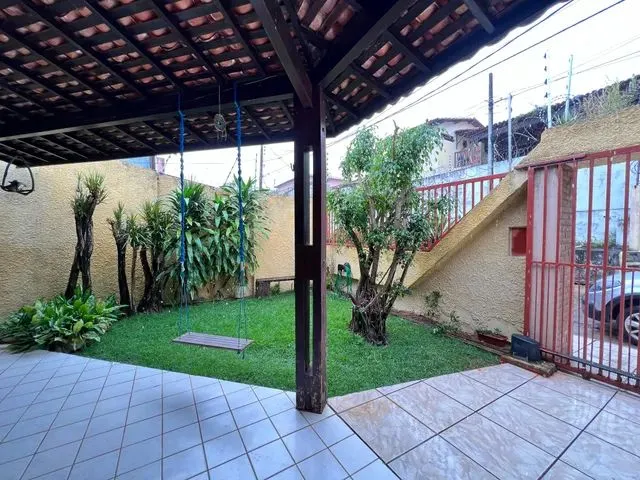Imagem 16: Casa com 3/4 Sendo 1 Suíte, Piscina e Churrasqueira