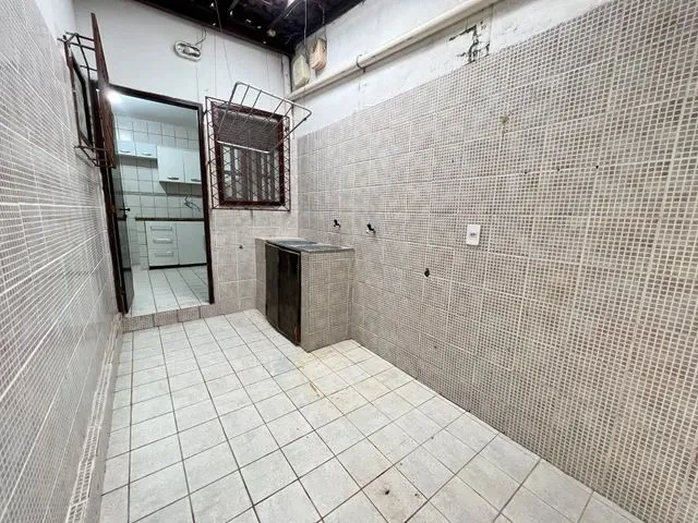 Imagem 5: Casa com 3/4 Sendo 1 Suíte, Piscina e Churrasqueira