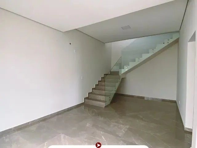Imagem 5: Vende-Se Casa Perfeita no Caçari, com 3 Quartos, Móveis Planejados Apta a Financiar!