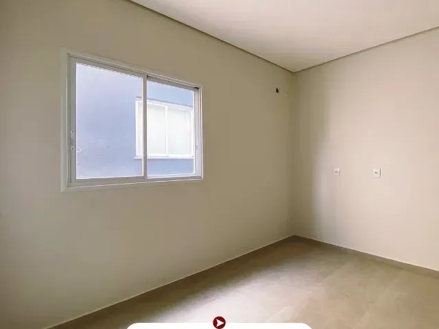 Imagem 3: Vende-Se Casa Perfeita no Caçari, com 3 Quartos, Móveis Planejados Apta a Financiar!