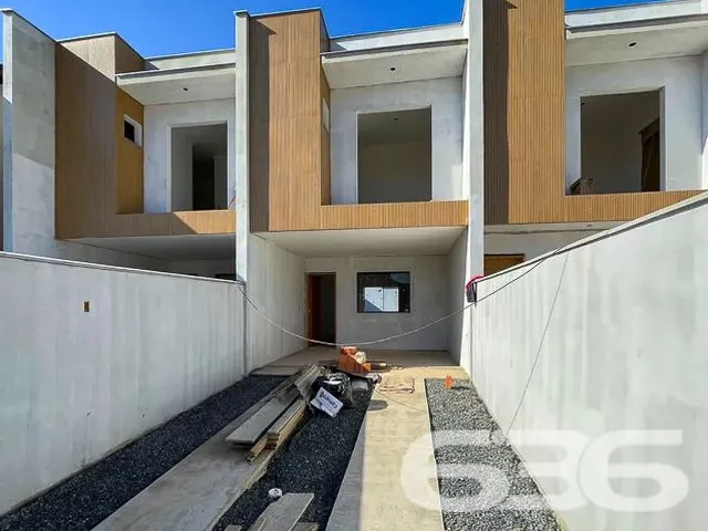 Imagem: A casa possui 2 Dormitórios, 2 Suítes, 3 Banheiros, 2