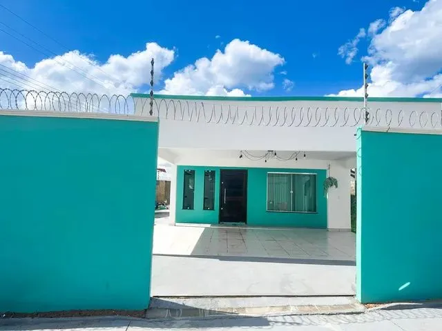 Imagem 11: Linda Casa de Esquina com 3 Dormitórios Sendo 1 Suíte = Apta a Financiamento