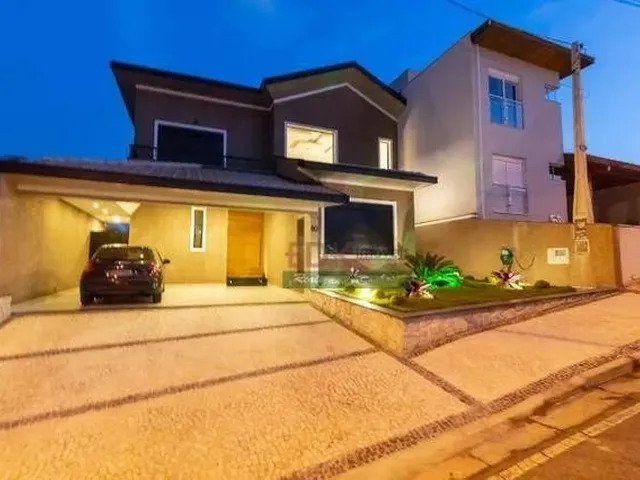 Imagem: Casa com 4 Dormitórios À Venda por R$